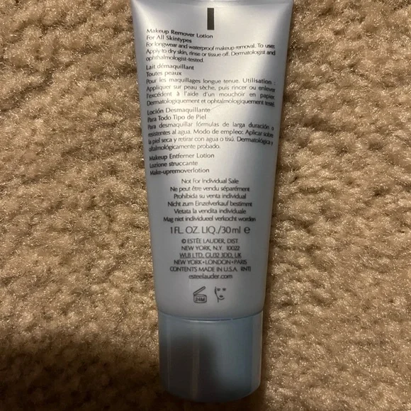 Estee Lauder TAKE IT AWAY Makeup Remover Lotion For All Skintypes 1 oz/30mL New - Picture 2 of 3